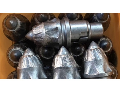 B47K22H Bullet Teeth With 9 Anti-wearing Strips