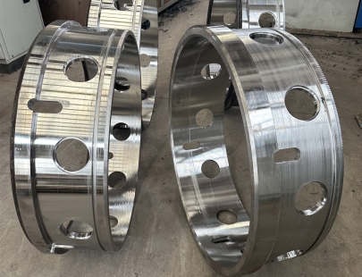 Casing Joint And Bolts